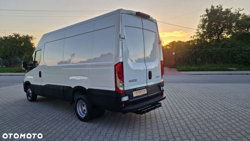 Iveco DAILY 35 Klima Elektryka Tempomat Na Bliźniaku Furgon 3os. Hak Serwis - 39