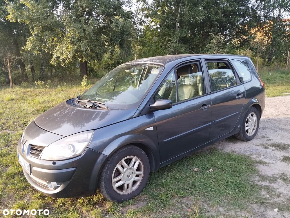 Renault Scenic 2.0 16V Privilege - 4