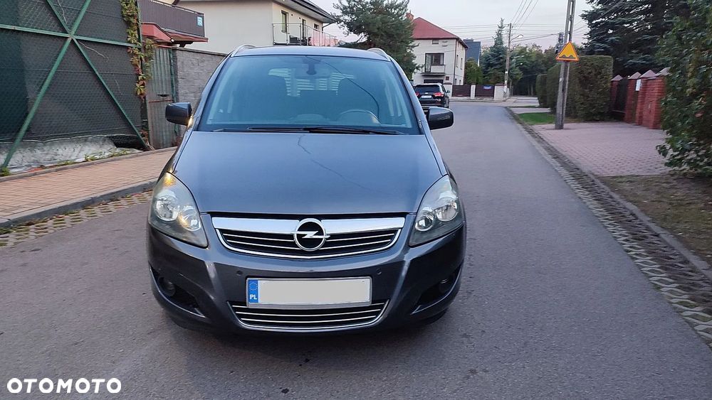 Opel Zafira 1.8 Cosmo - 12