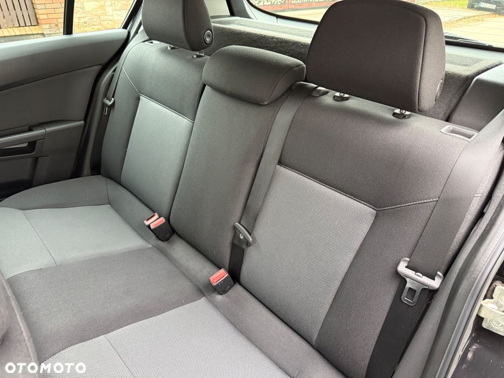 Opel Astra 1.6 Enjoy Easytronic - 17