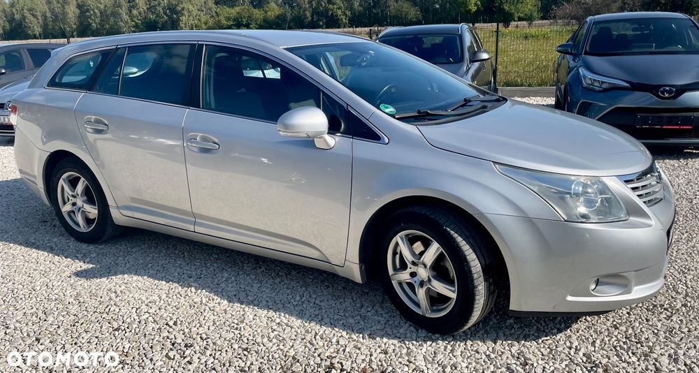 Toyota Avensis 1.8 Selection - 6