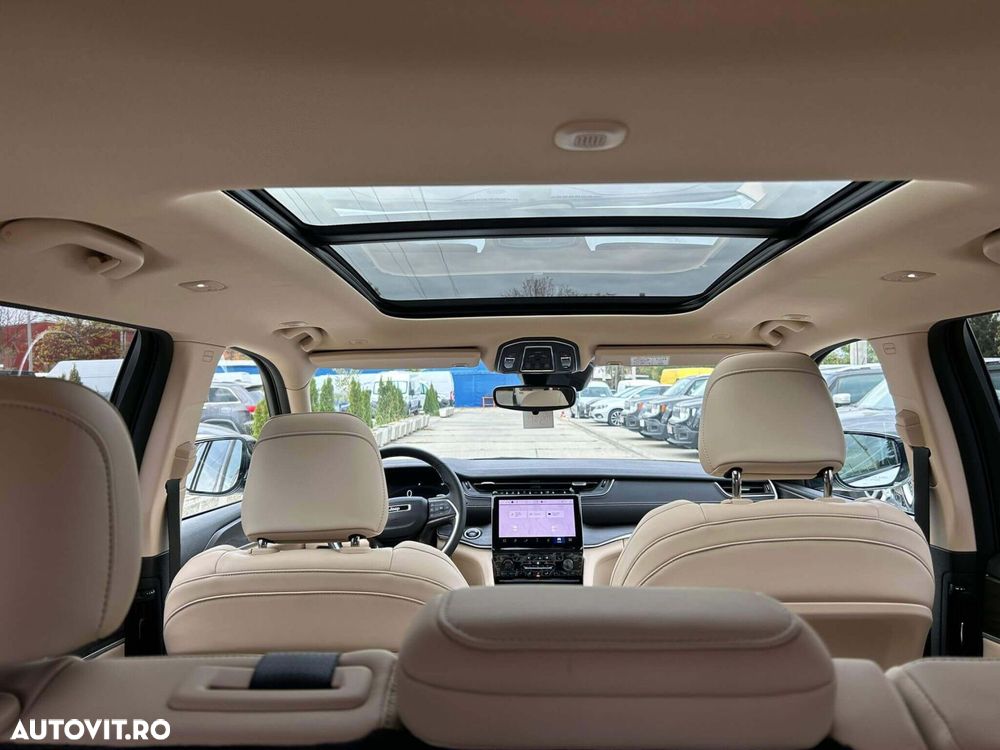 Jeep Grand Cherokee - 4