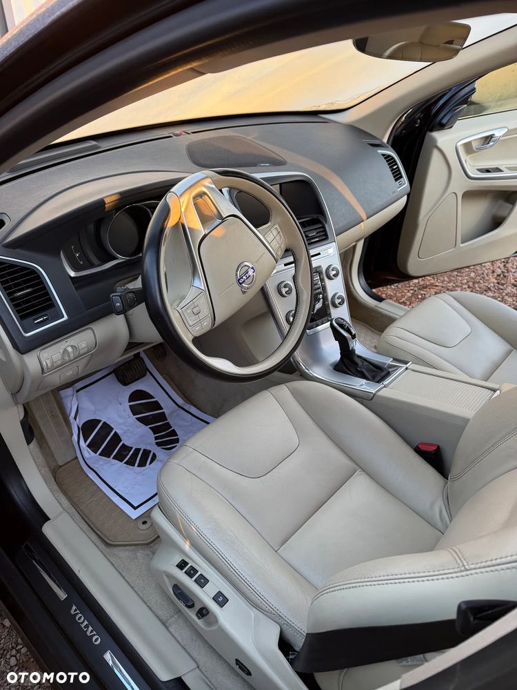 Volvo XC 60 - 10