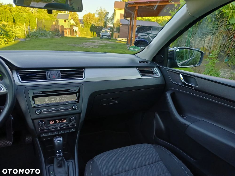 Skoda RAPID 1.6 TDI DSG Elegance - 16
