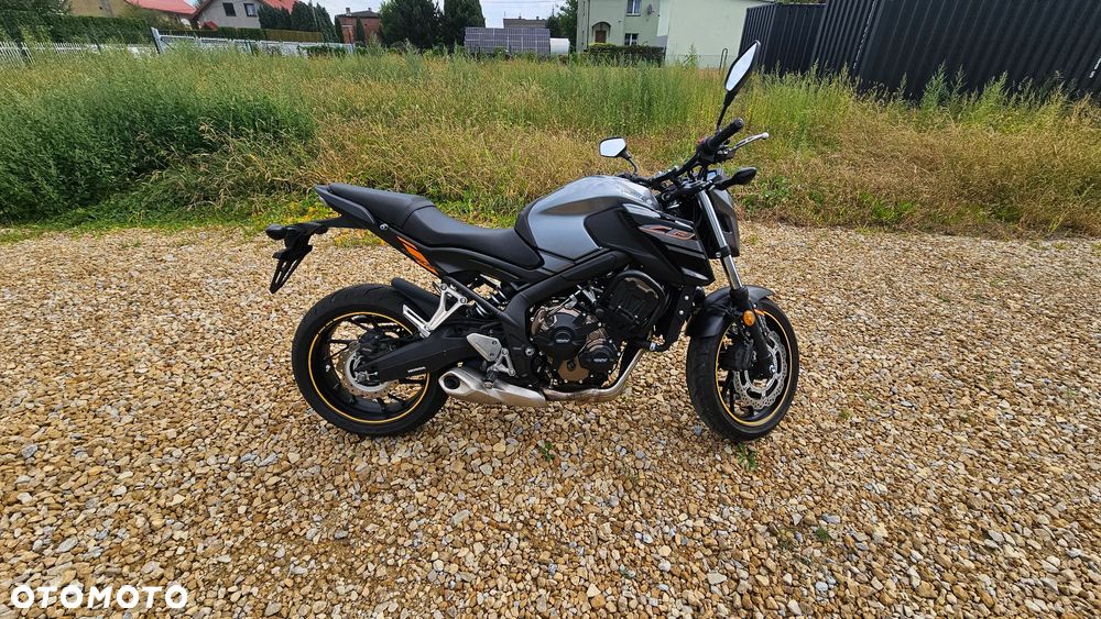 Honda CB - 3