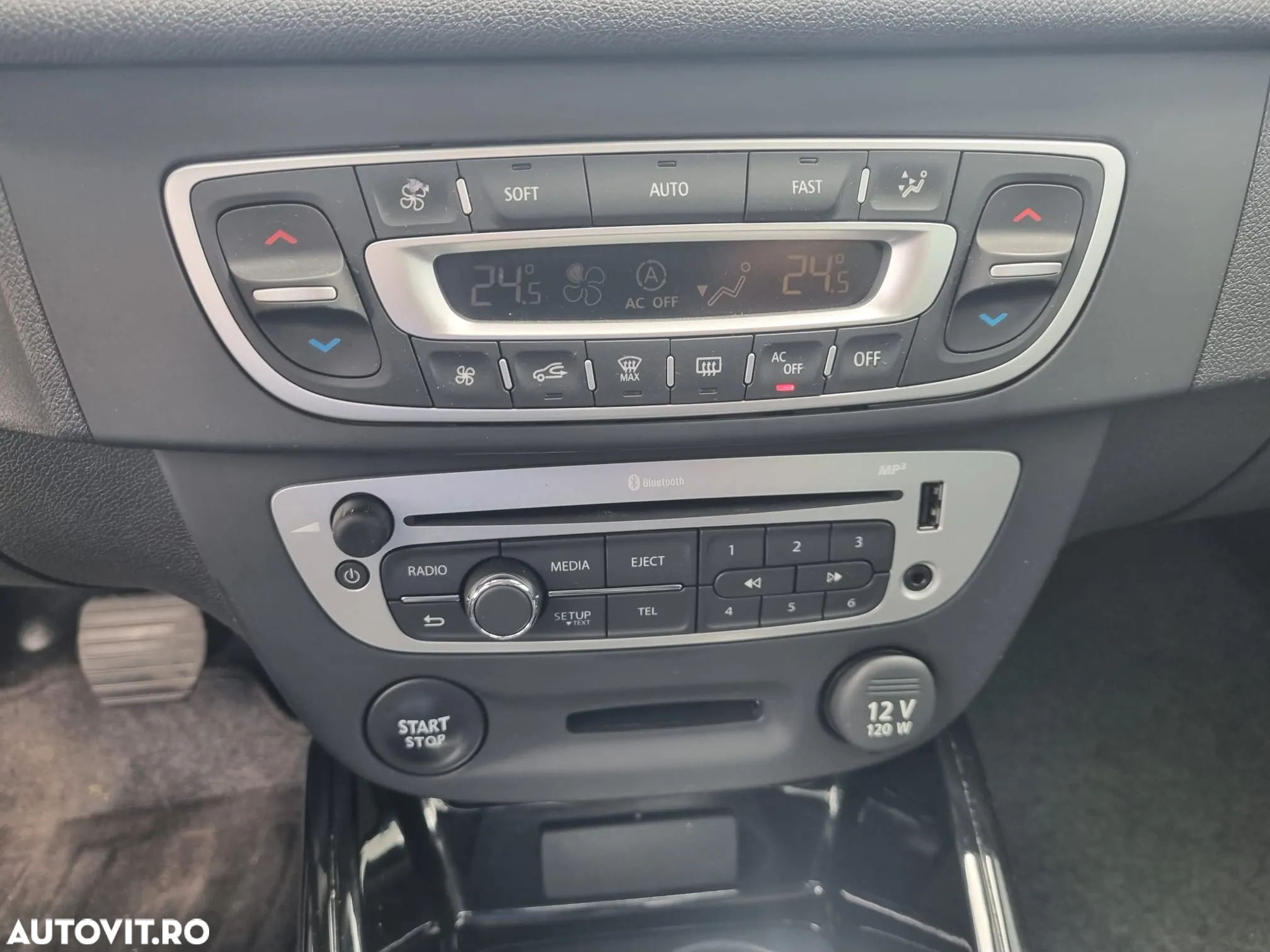 Renault Megane ENERGY TCe 130 BOSE EDITION - 14