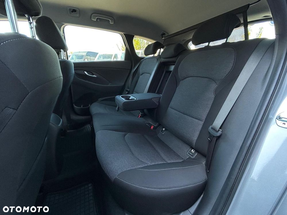 Hyundai i30 1.0 T-GDI Smart DCT - 18