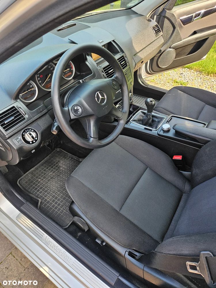 Mercedes-Benz Klasa C 180 Kompressor Elegance - 10