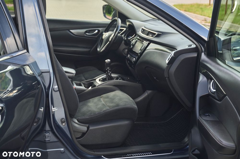 Nissan X-Trail 1.6 DIG-T Tekna - 25