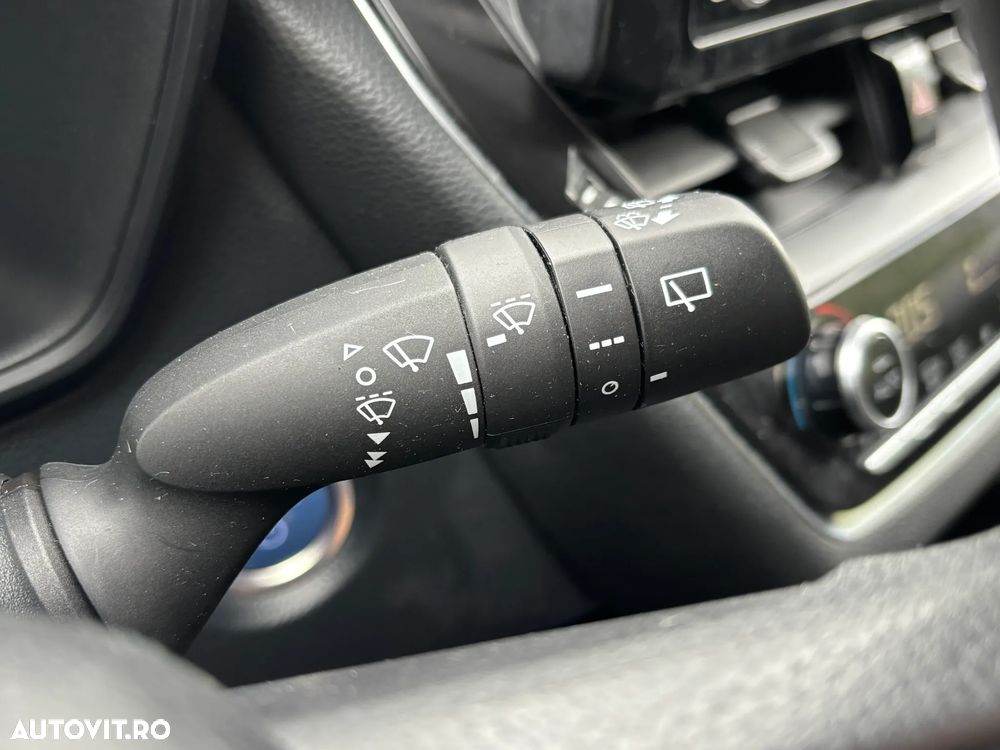 Toyota Corolla - 16
