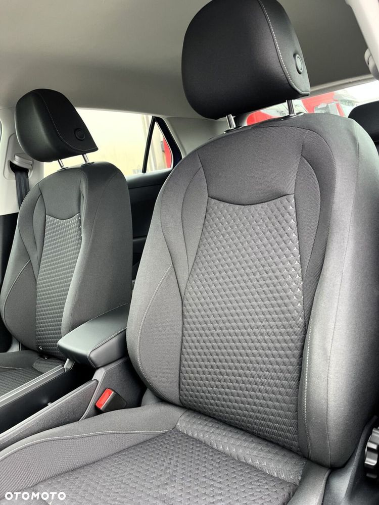 Volkswagen T-Roc 1.5 eTSI Life DSG - 13