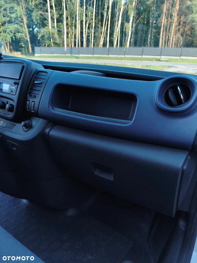 Opel Vivaro - 31