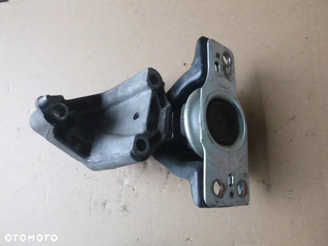 RENAULT CLIO III ŁAPA PODUSZKA SILNIKA 1.5 DCI 8200477151 - 2