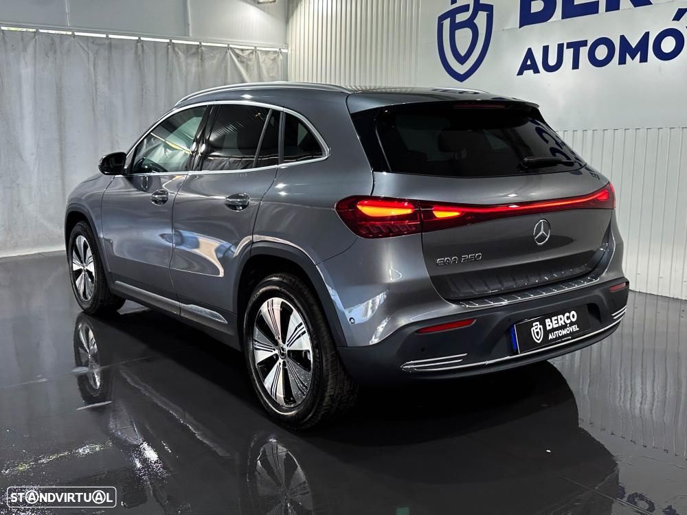 Mercedes-Benz EQA 250+ — fotografia 6