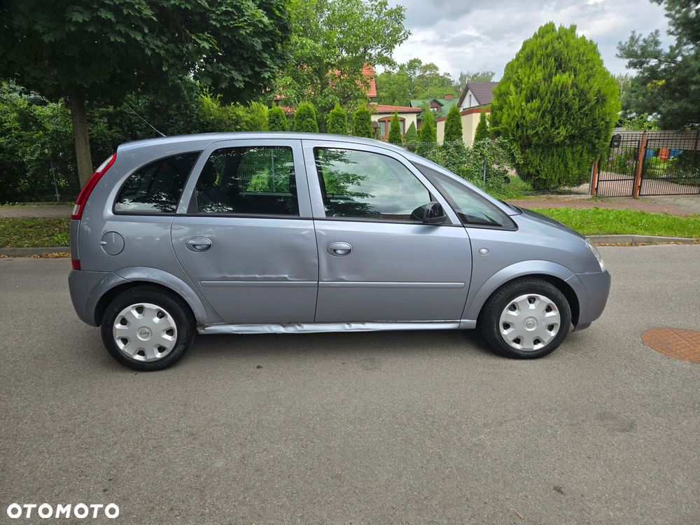 Opel Meriva 1.6 16V (Essentia) - 6