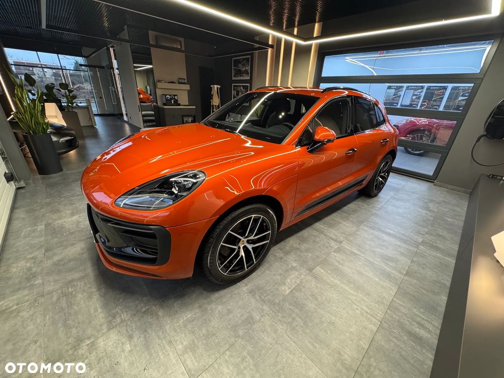 Porsche Macan T - 2