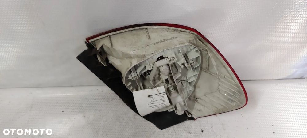 .  LAMPA TYL TYLNA PRAWA BMW 1 E87 LIFT - 4