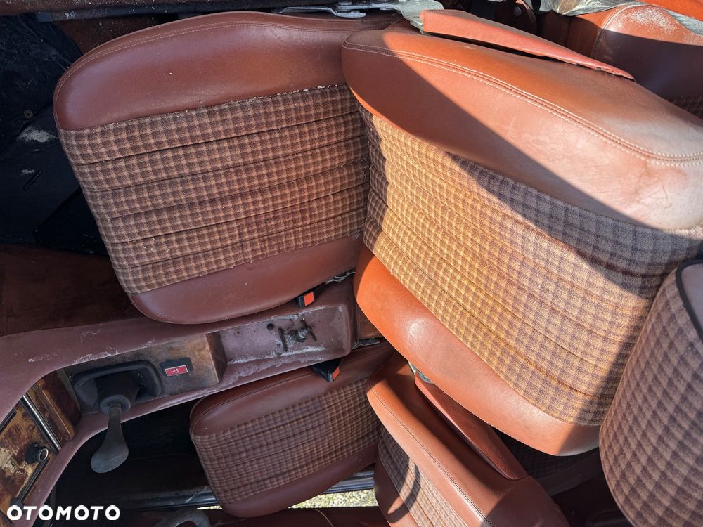 Mercedes-Benz SLC - 21