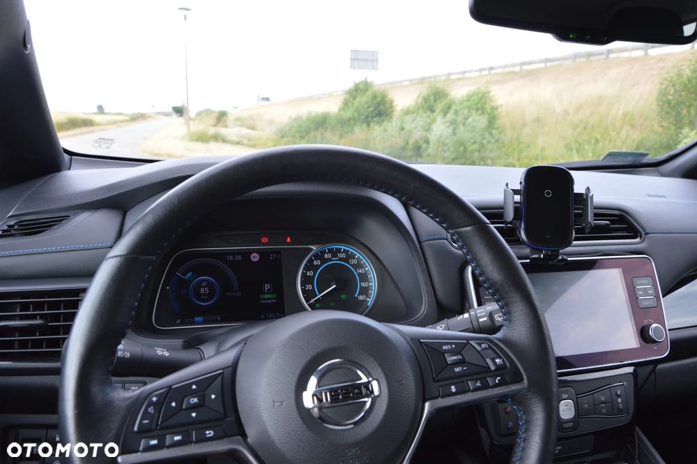 Nissan Leaf 40kWh N-Connecta - 31