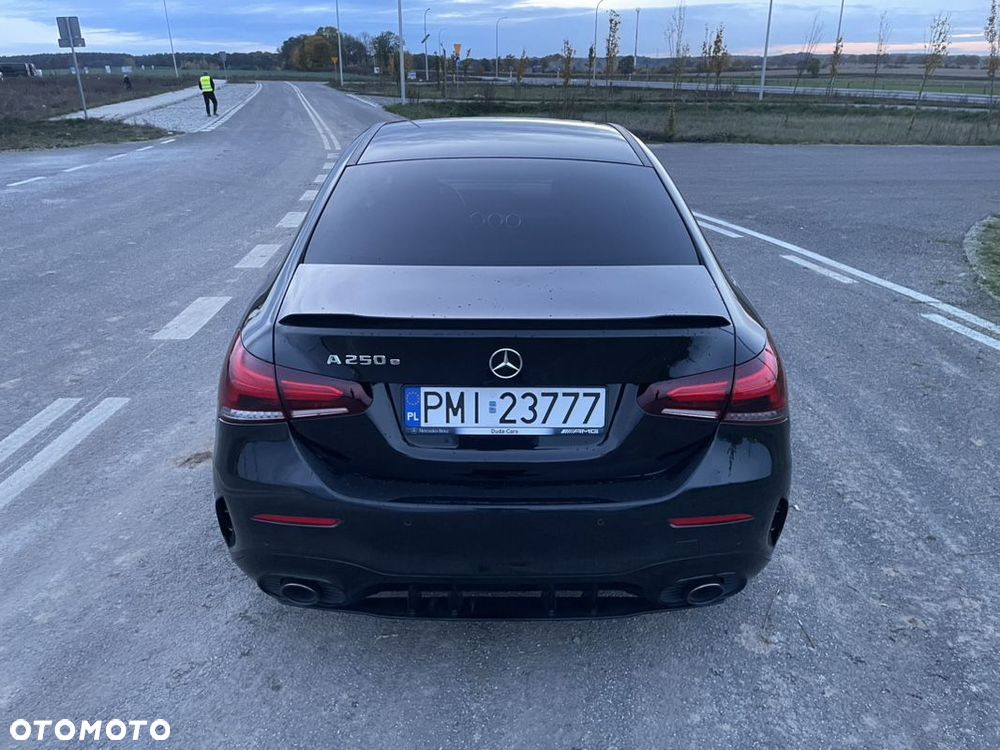 Mercedes-Benz Klasa A 250 E AMG Line 8G-DCT - 17