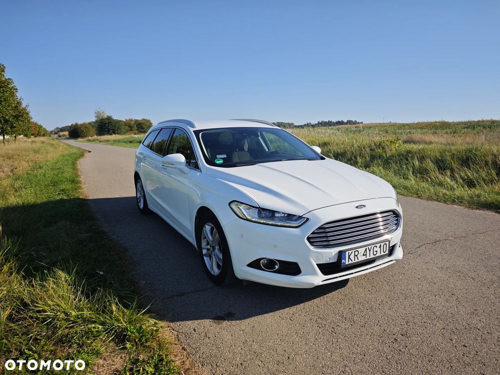 Ford Mondeo 2.0 TDCi STart-Stopp PowerShift-Aut Titanium - 4