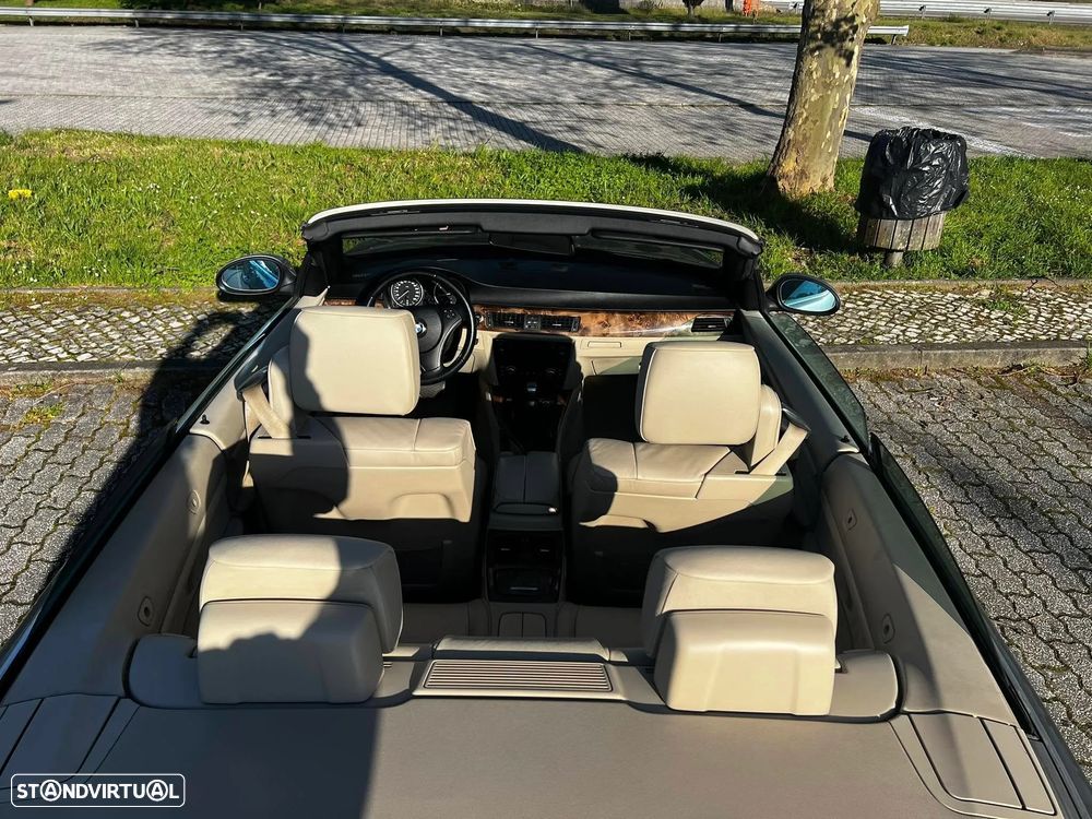 BMW 320 i Cabrio Auto - 3