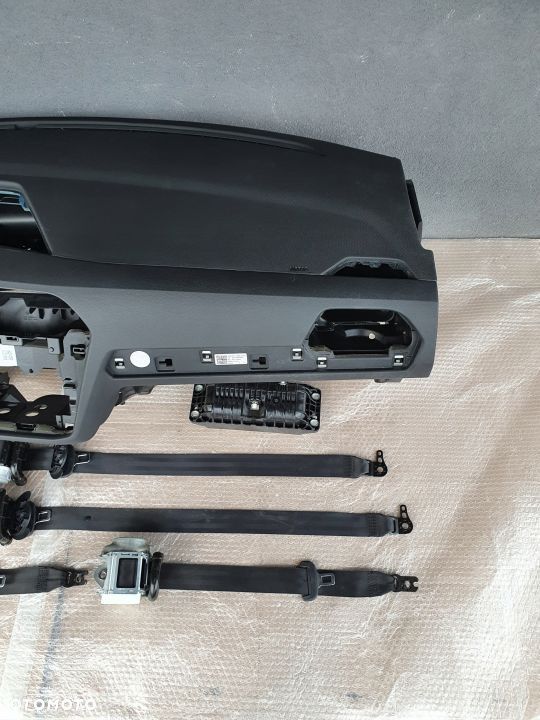VW Tiguan 2 II deska konsola kokpit airbag pasy - 4