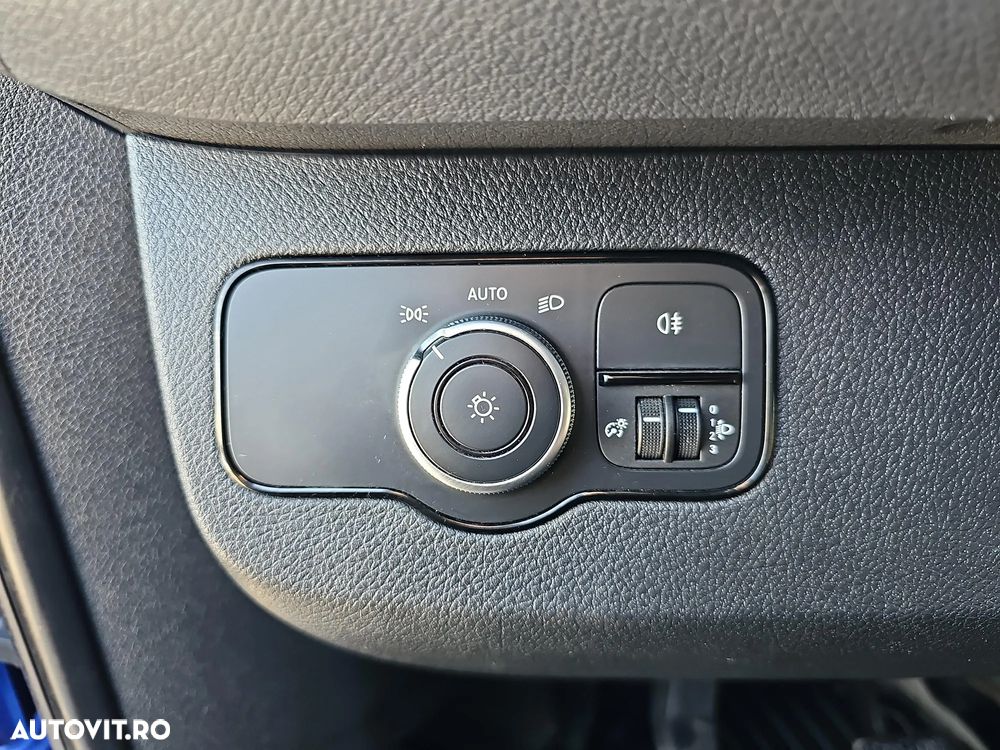 Mercedes-Benz Sprinter 311 - 12