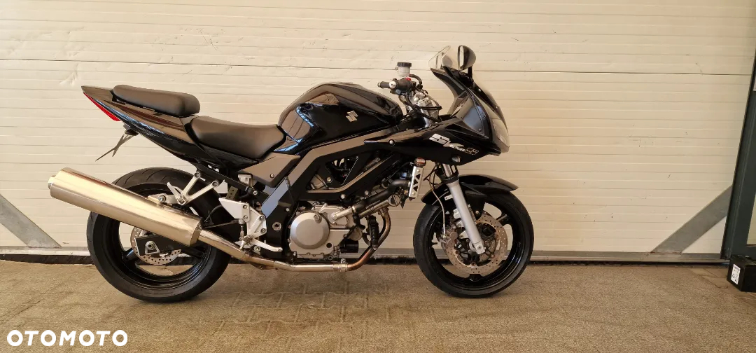 Suzuki SV - 18