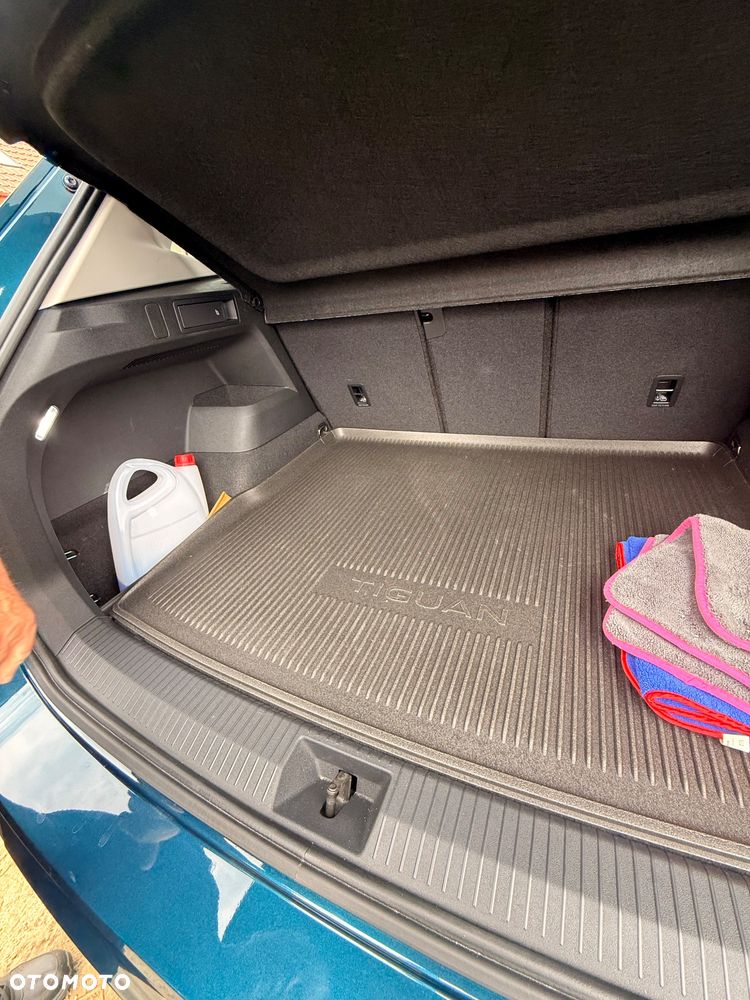 Volkswagen Tiguan 1.5 eTSI R-Line DSG - 19