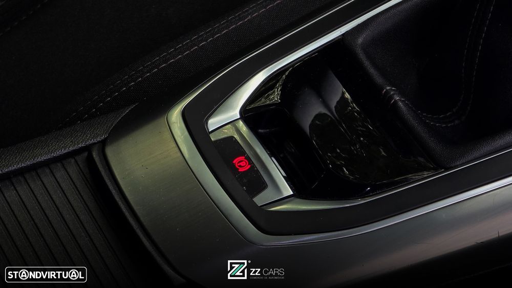 Peugeot 308 1.6 BlueHDi Allure J17 - 22