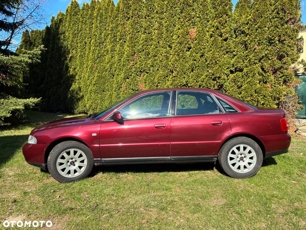 Audi A4 Limousine 1.6 - 7