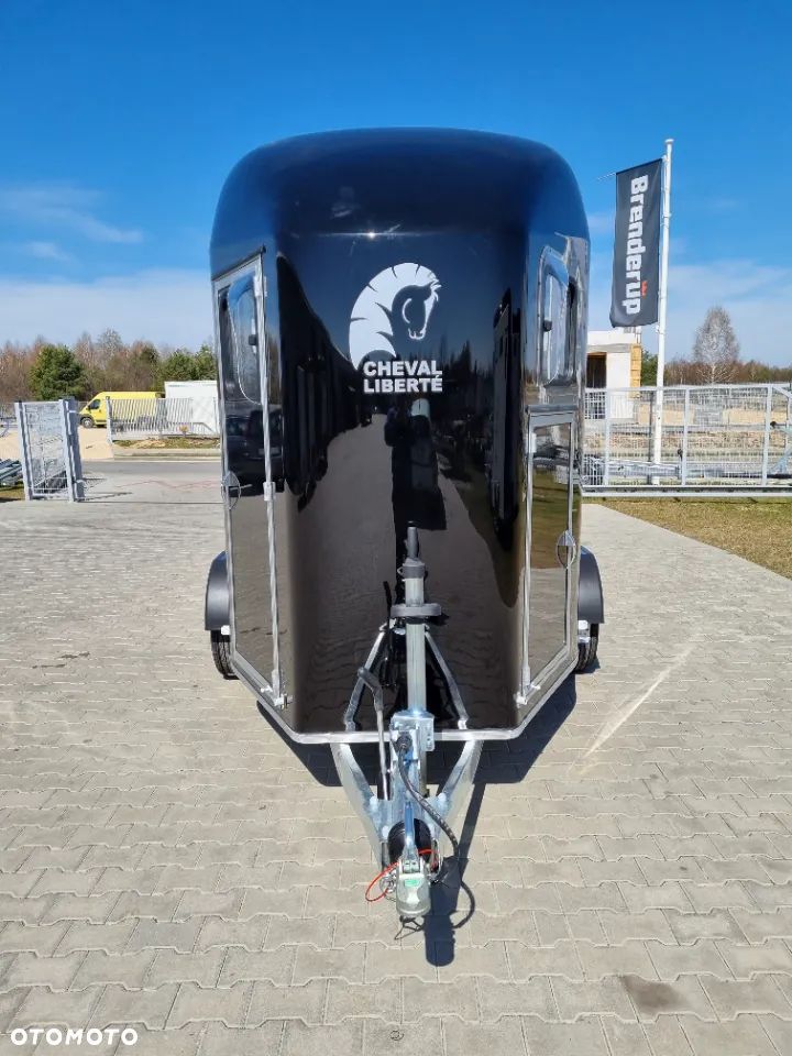 Cheval Liberte Gold 3 - 6