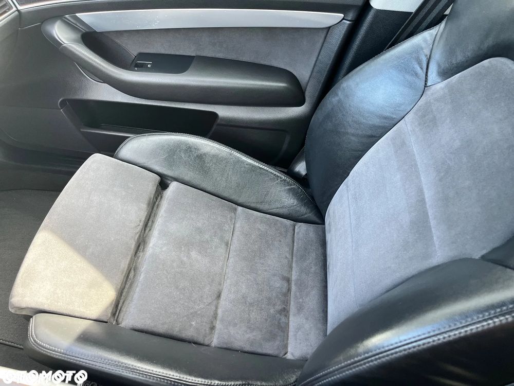 Audi A6 Avant 3.2 FSI tiptronic quattro - 11