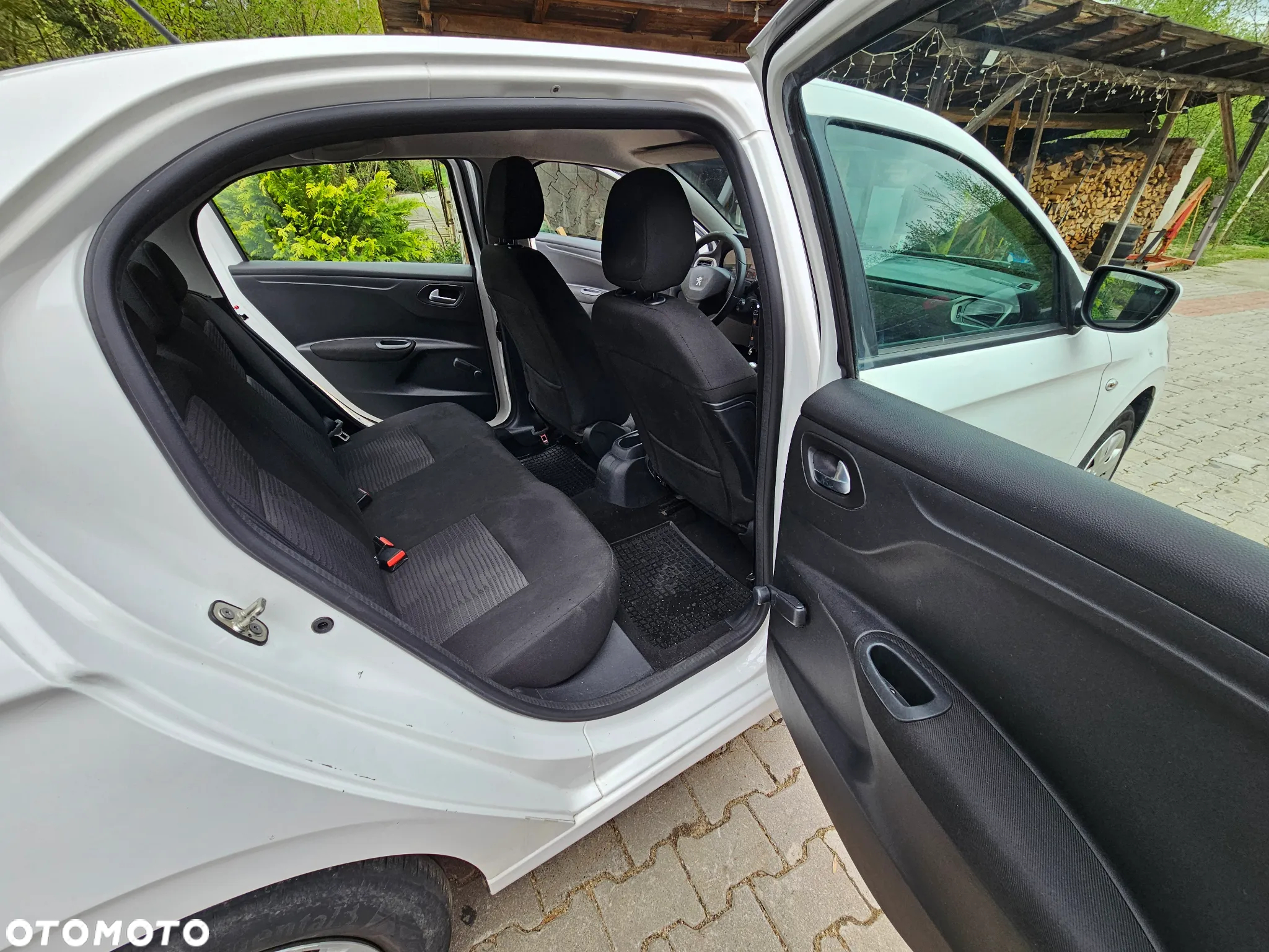 Peugeot 301 - 19