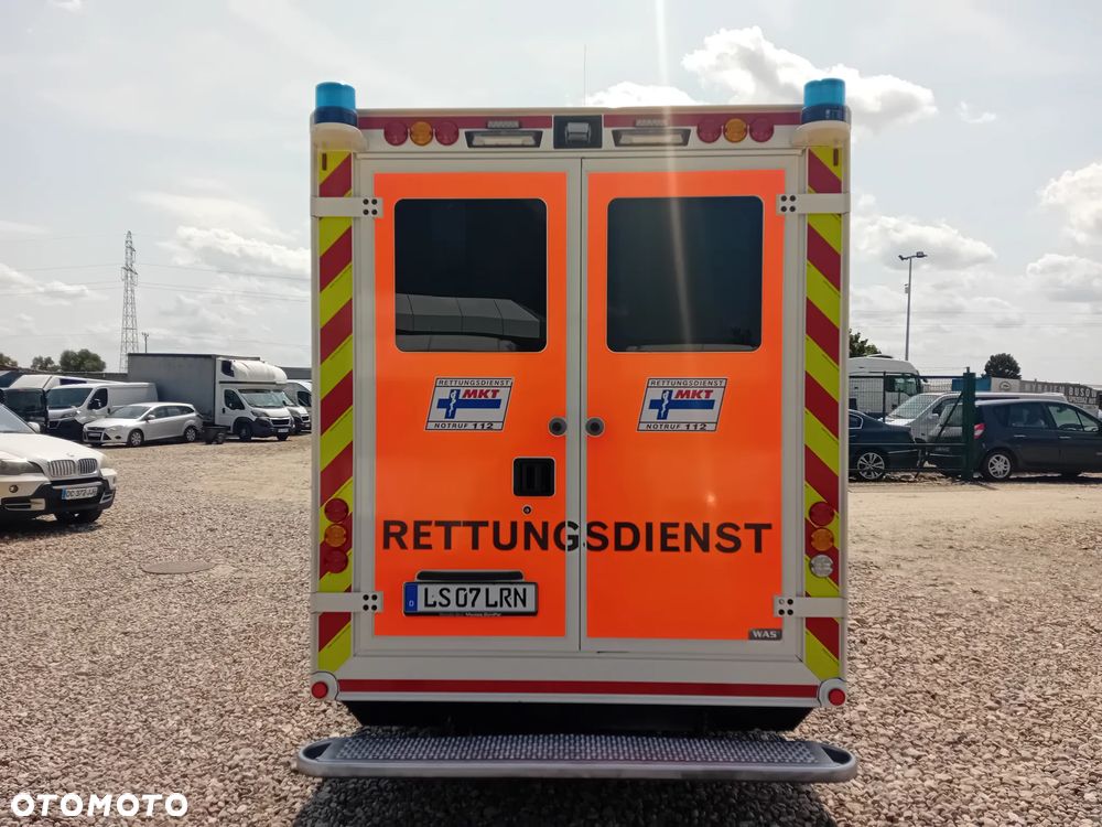 Mercedes-Benz Sprinter - 6