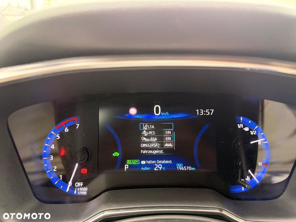 Toyota Corolla - 21