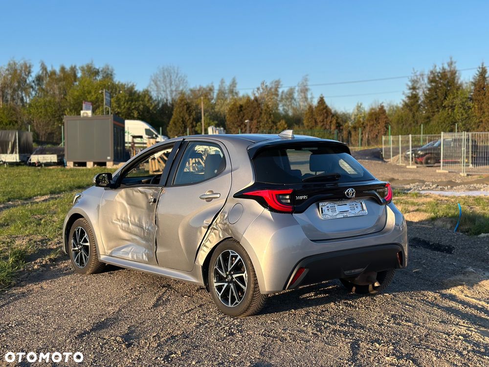 Toyota Yaris - 14
