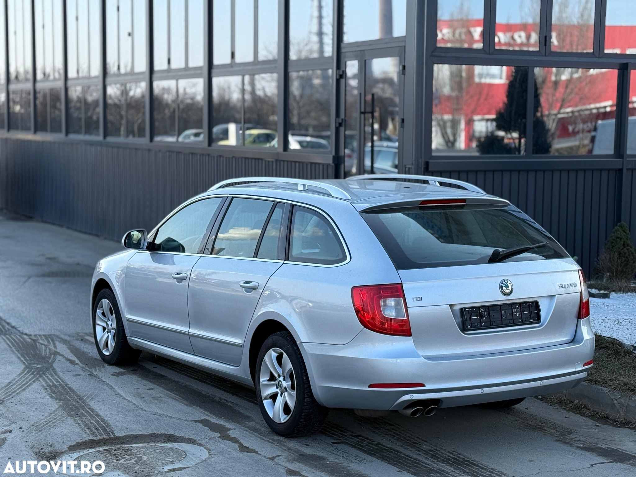 Skoda Superb 2.0 TDI Comfort - 6