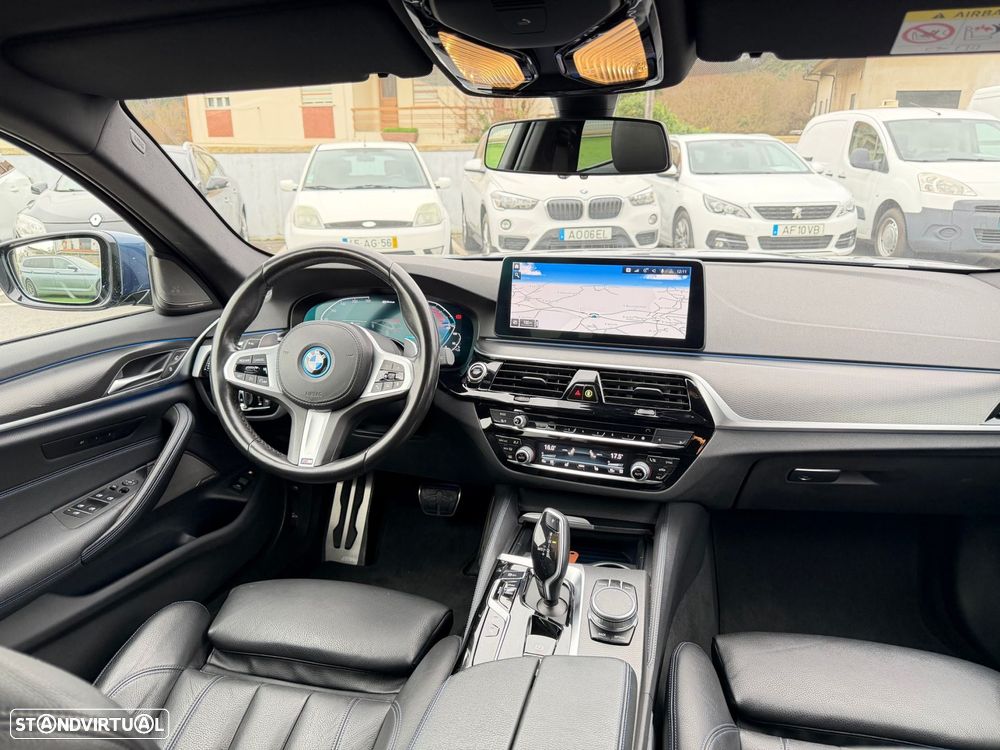 BMW 530 e Pack 50 anos M - 56