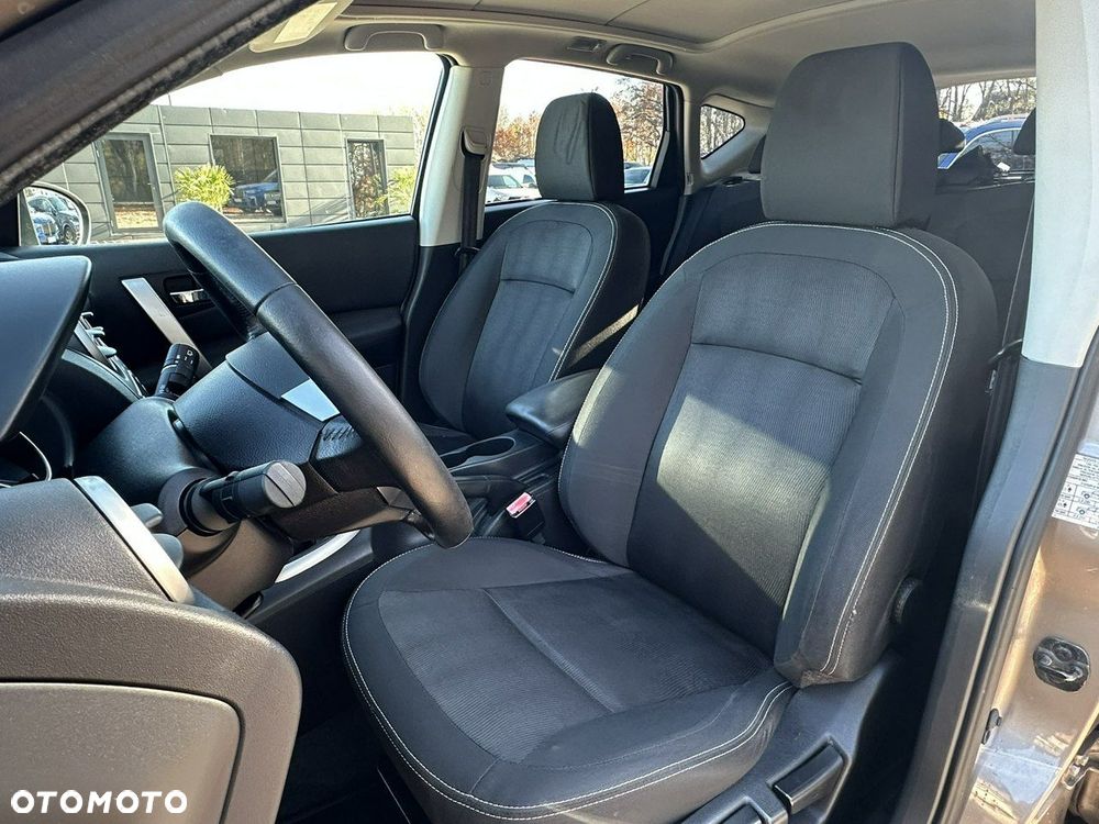 Nissan Qashqai - 14
