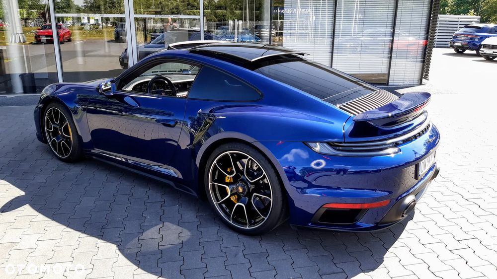 Porsche 911 Turbo S - 4