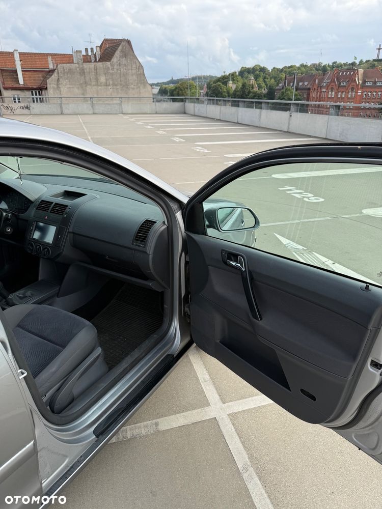 Volkswagen Polo 1.2 12V Basis - 17
