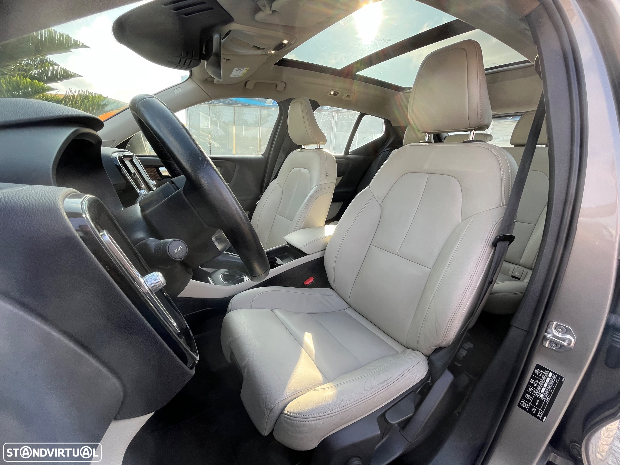 Volvo XC 40 1.5 T2 Inscription - 23