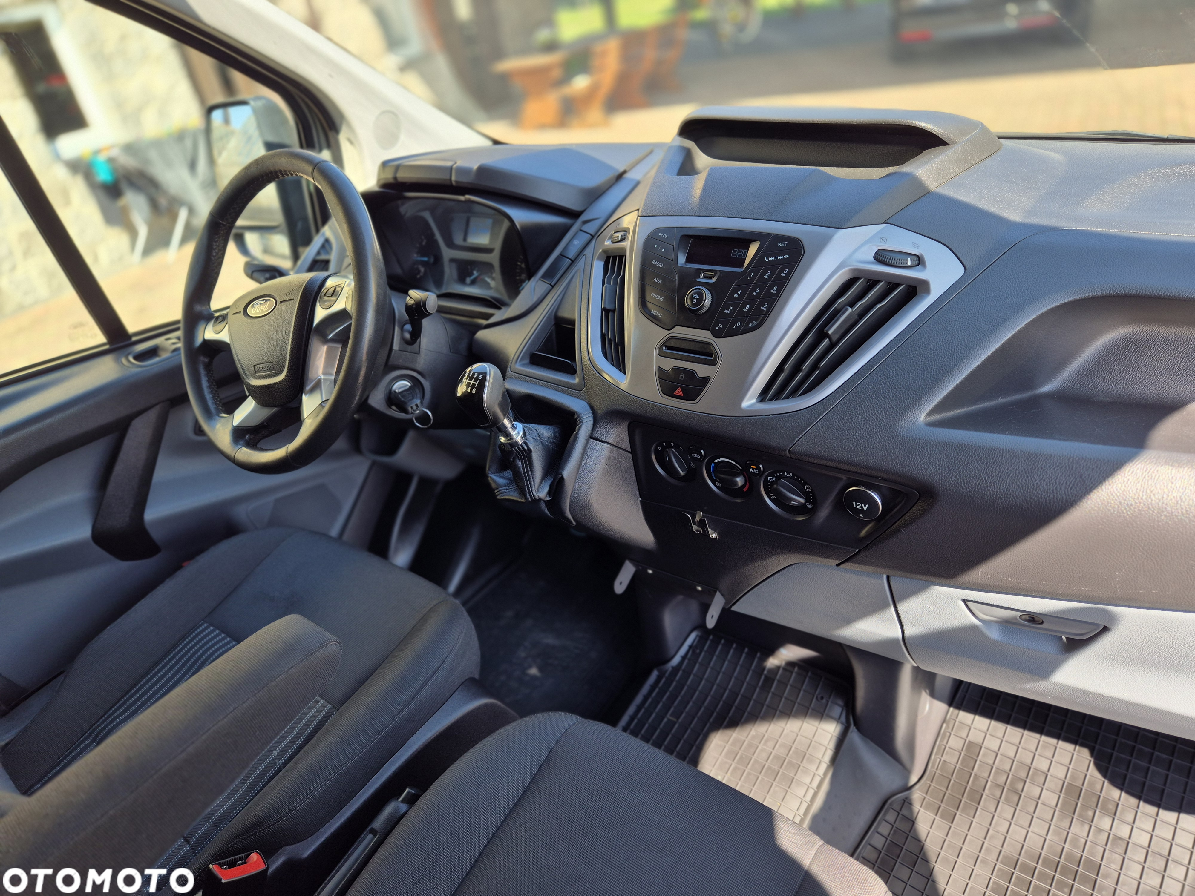 Ford Transit custom - 8
