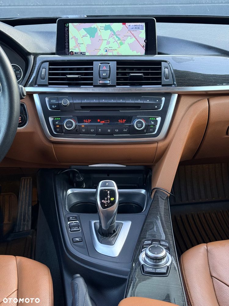 BMW 3GT 328i xDrive Luxury Line - 29