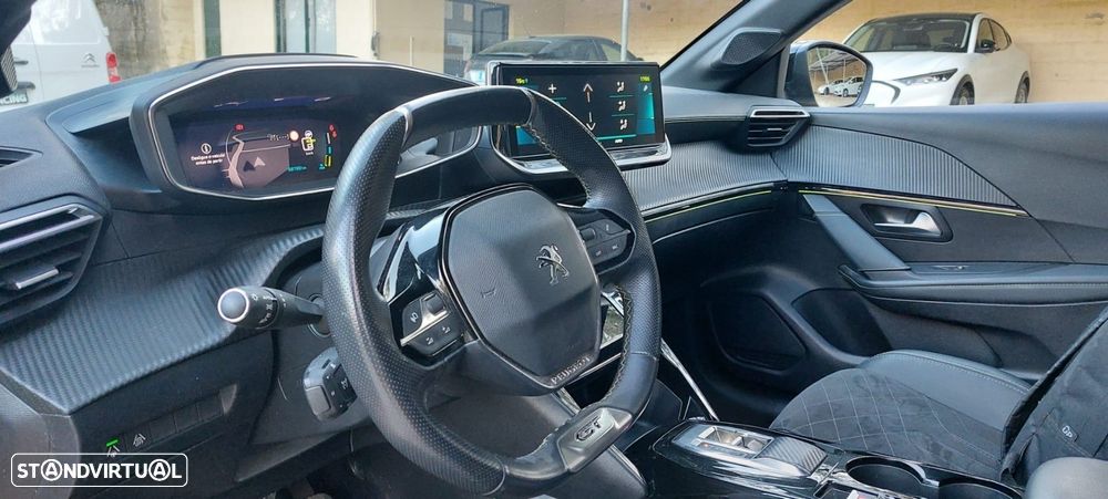 Peugeot e-208 50 kWh GT Line - 6