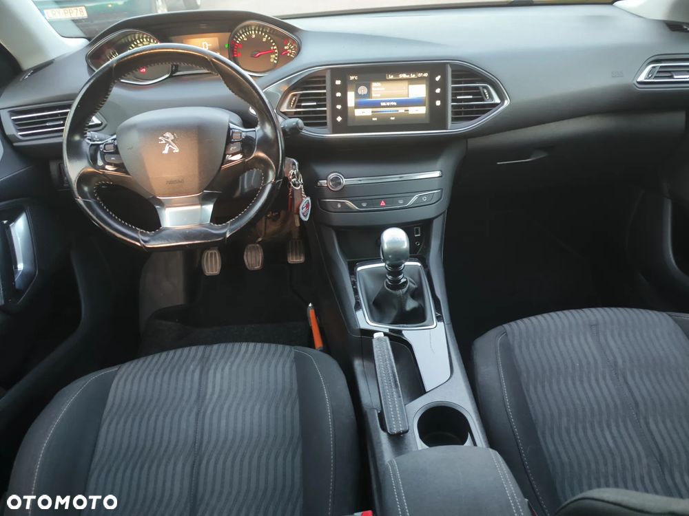Peugeot 308 1.6 BlueHDi Business Line S&S - 5