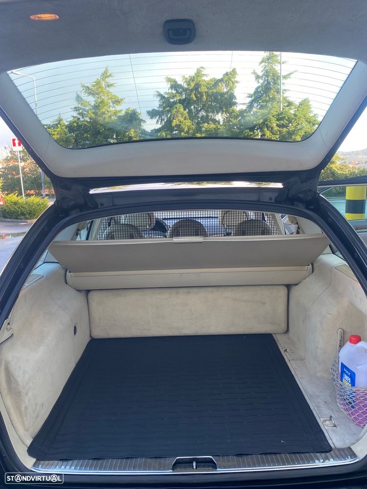 Mercedes-Benz E 220 - 22