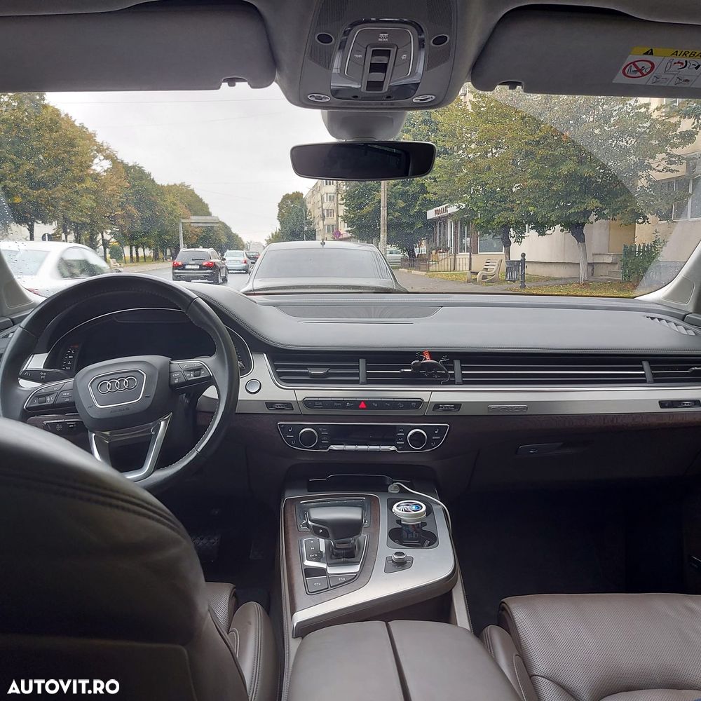 Audi Q7 3.0 TDI Quattro Tiptronic - 6
